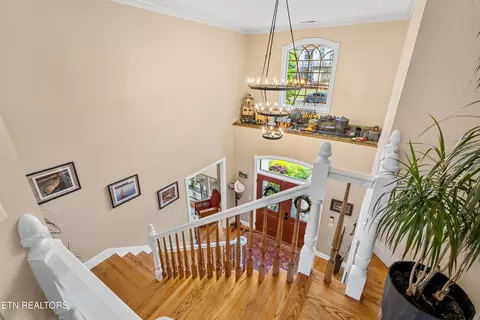 Entry Way - 140 Chickadee Cir, Vonore, TN 37885 photo 3 of 4