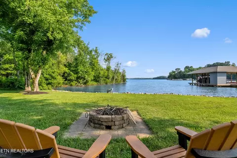 Exterior - 140 Chickadee Cir, Vonore, TN 37885 photo 13 of 15