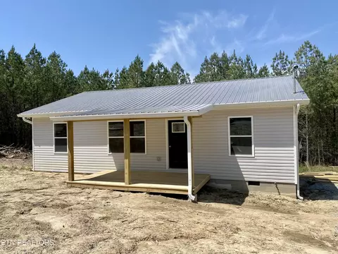 6383 Valley View Rd, Crossville, TN 38572