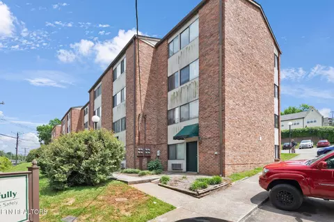 2718 Painter Ave #A103, Knoxville, TN 37919