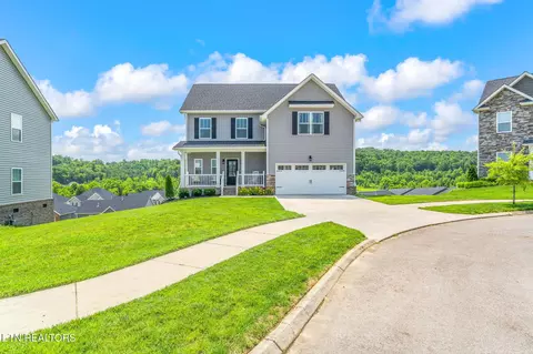 111 Chaseberry Rd, Oak Ridge, TN 37830