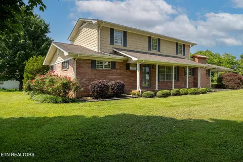 421 Oklahoma St, Madisonville, TN 37354