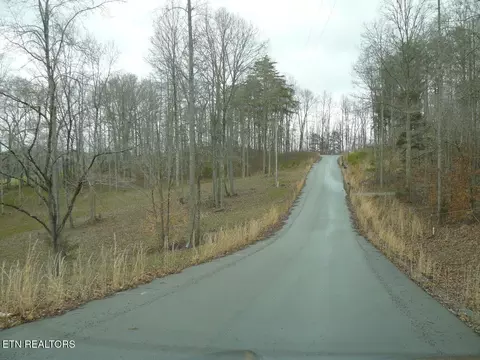 350 Parsons Lane, Tazewell, TN 37879