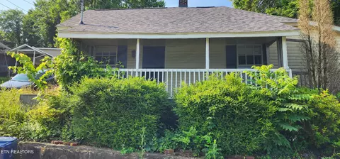 378 Church St, Jellico, TN 37762