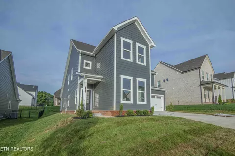 349 Ivey Farms Ln, Farragut, TN 37934