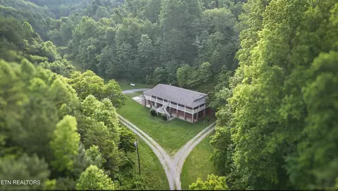 609 Lane Hollow Rd, Sevierville, TN 37876