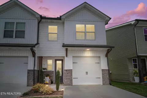 235 Harper Village Way, Lenoir City, TN 37771