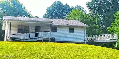3925 Clover Hill Mill Rd, Maryville, TN 37801