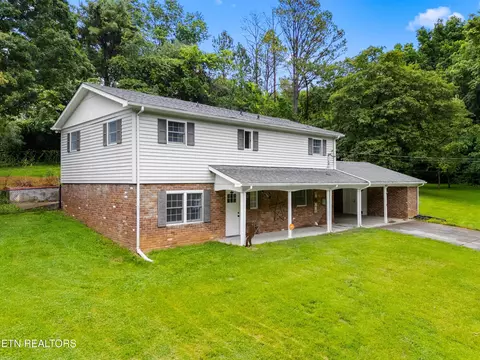 1423 East Jackson Cir, Morristown, TN 37813