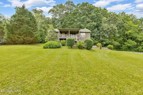 3183 Wears Dr, Sevierville, TN 37862