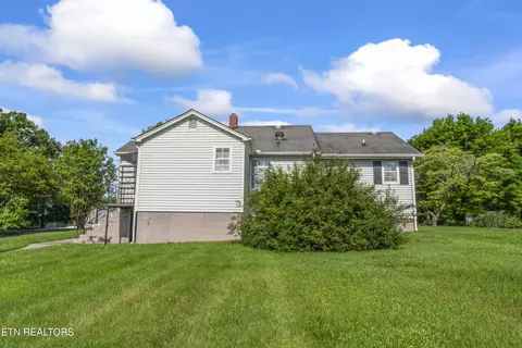 7518 Clapps Chapel Rd, Corryton, TN 37721 photo 9
