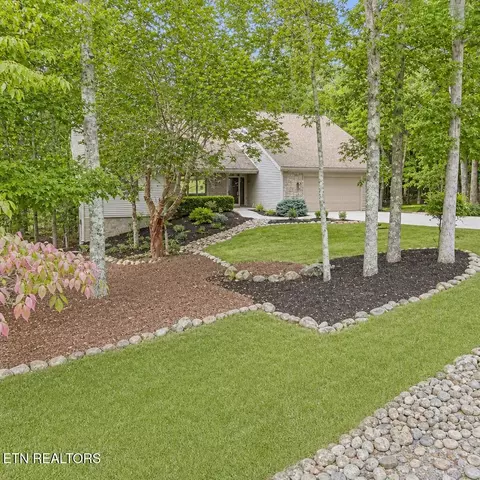 128 Cathedral Dr, Crossville, TN 38558