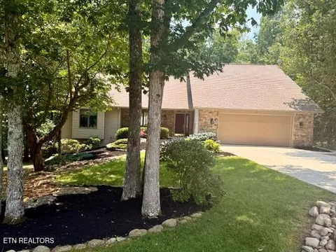 128 Cathedral Dr, Crossville, TN 38558