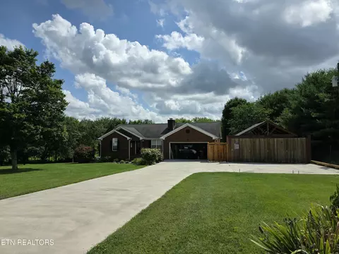 109 Mcdonald Rd, Sweetwater, TN 37874