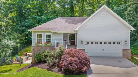 5807 Nottingham Rd, Knoxville, TN 37918