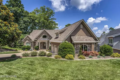109 Shawnee Pt, Loudon, TN 37774