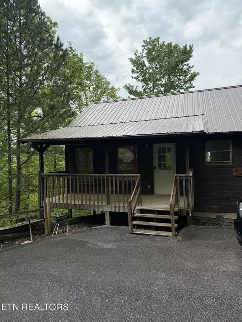 2020 Regans Ridge Way, Sevierville, TN 37876
