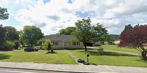 570 Market St, Dayton, TN 37321