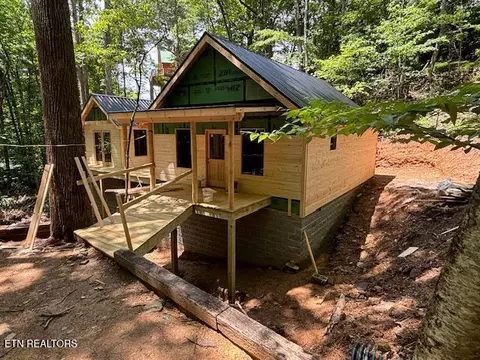 1710 Orchard Dr, Sevierville, TN 37876