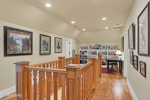 Entry Way - 453 Mount John Loop, Townsend, TN 37882 photo 6 of 6