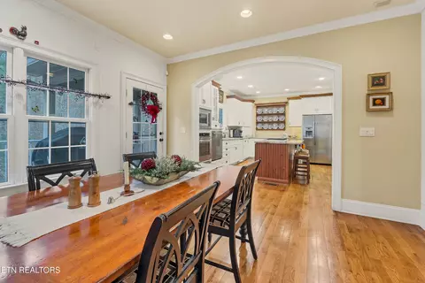 Dining - 453 Mount John Loop, Townsend, TN 37882 photo 4 of 6