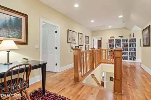 Entry Way - 453 Mount John Loop, Townsend, TN 37882 photo 5 of 6
