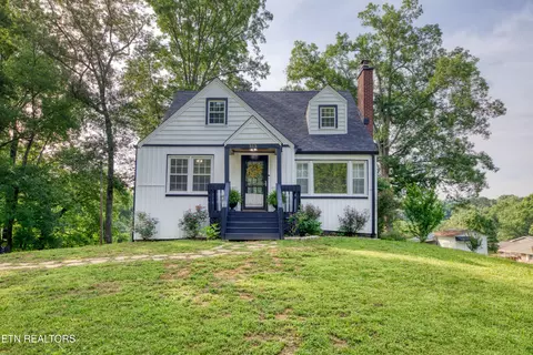 313 Edgewood Cir, Clinton, TN 37716