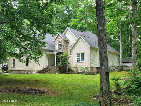317 Fallen Oak Cir, Seymour, TN 37865