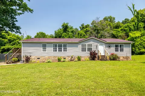 1506 Moyers St, White Pine, TN 37890