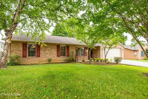 7245 Ghiradelli Rd, Knoxville, TN 37918