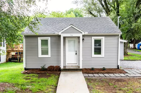 711 E Mountcastle St, Jefferson City, TN 37760