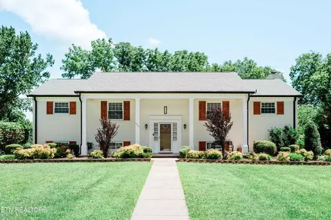 8704 Rushmore Dr, Knoxville, TN 37923