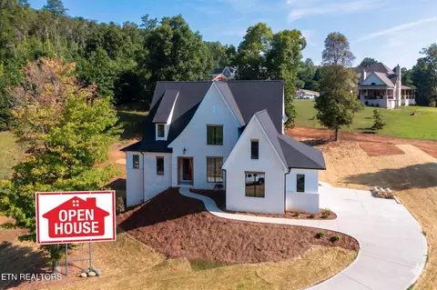 828 Berkley Ct, Seymour, TN 37865