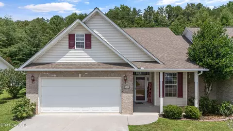 1432 Graybrook Ln, Knoxville, TN 37920