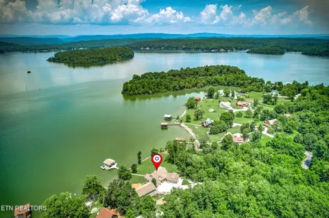 1800 Indian Shadows Dr, Ten Mile, TN 37880