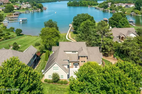 298 Dudala Pl, Loudon, TN 37774