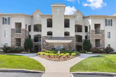 565 Rarity Bay Pkwy #205, Vonore, TN 37885