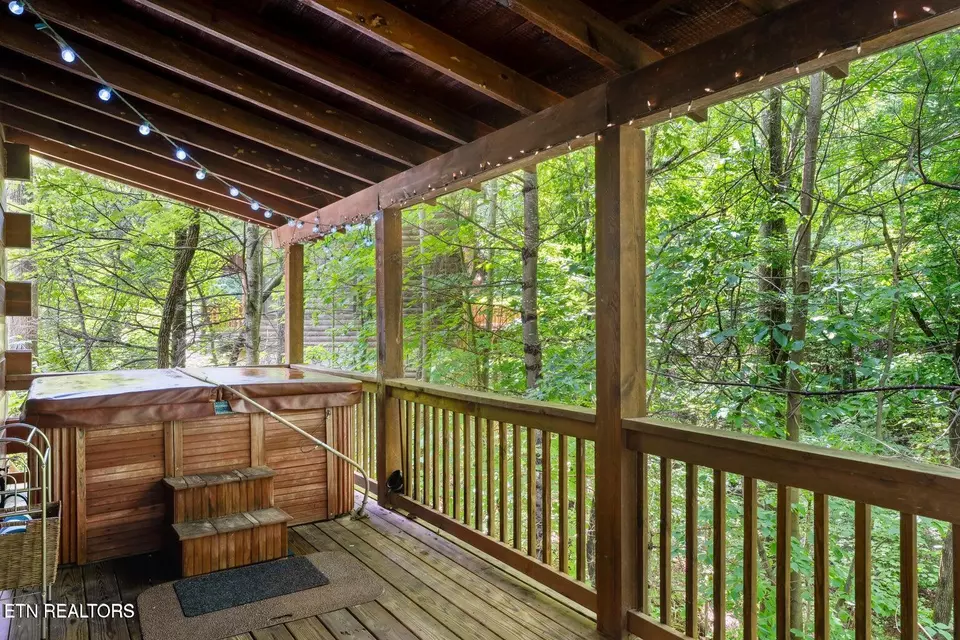 Exterior - 2217 Red Bud Rd, Sevierville, TN 37876 photo 4 of 6