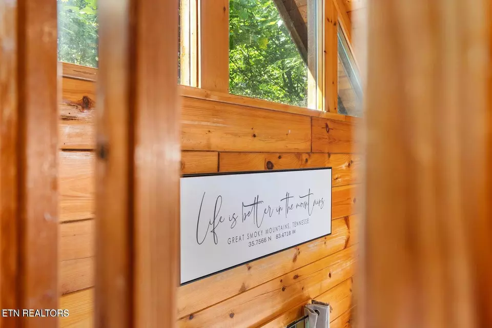 Entry Way - 2217 Red Bud Rd, Sevierville, TN 37876 photo 1 of 1