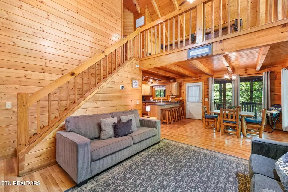 Living - 2217 Red Bud Rd, Sevierville, TN 37876 photo 2 of 4