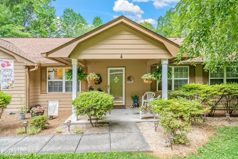 3609 Stoneridge Dr, Knoxville, TN 37931