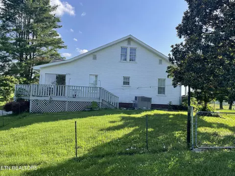 2572 May Rd, Talbott, TN 37877 photo 4