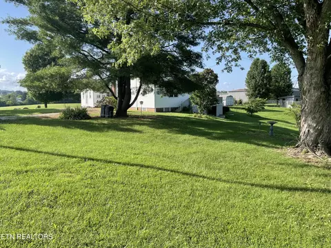 2572 May Rd, Talbott, TN 37877 photo 6