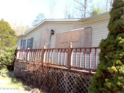 Hwy 119, Calvin, KY 40813