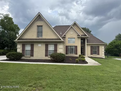 2514 Silverstone Ln, Knoxville, TN 37932