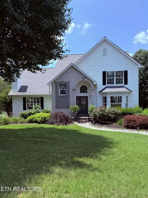 1315 Grenoble Dr, Knoxville, TN 37909