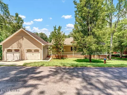 1616 Sequoyah Dr, Mooresburg, TN 37811