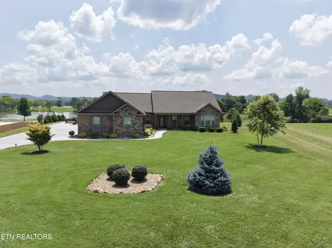 11008 Nautical Pt, Mooresburg, TN 37811