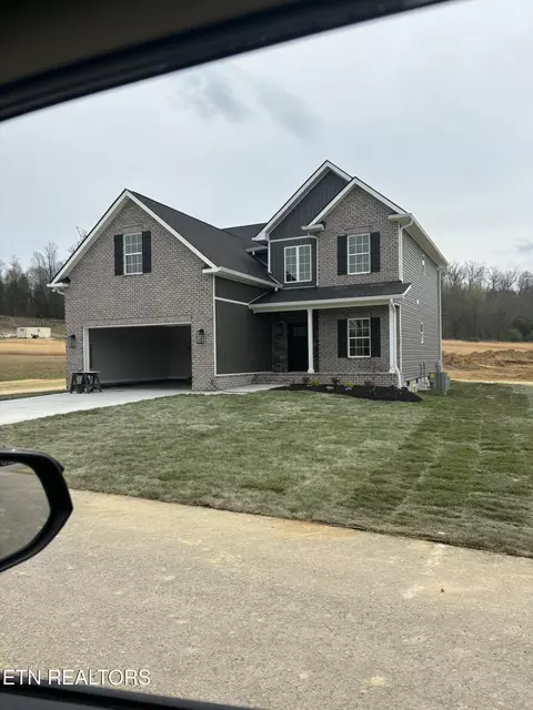 388 Eastland Park Dr, Blaine, TN 37709