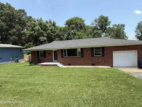 205 Elm St, Clinton, TN 37716